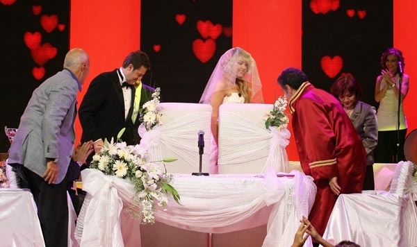 petek-dincoz-can-evlilik-foto-www-bidibidi-com-42796-10.jpg