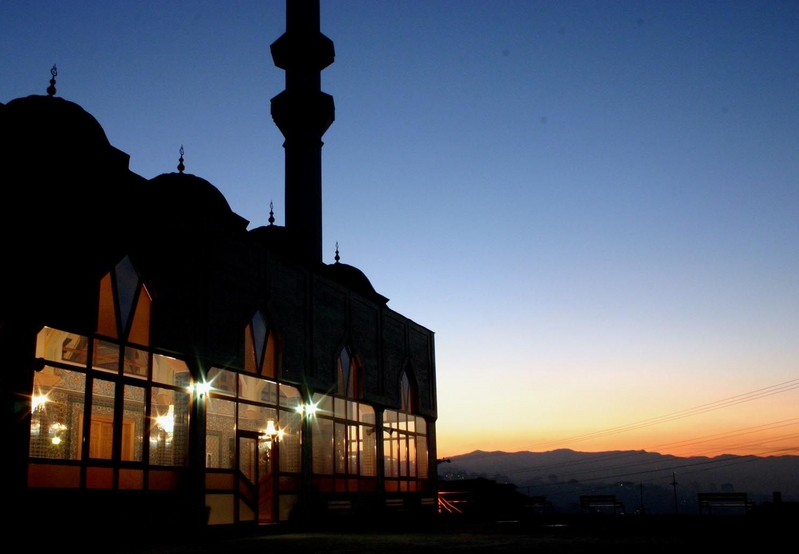cami-mosque-pictures-bidibidi-com-11780.jpg