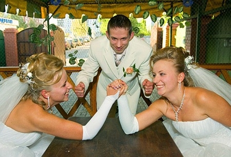 evlendiler-guldurduler-sasirtilar-pictures-www-bidibidi-com-79287-30.jpg