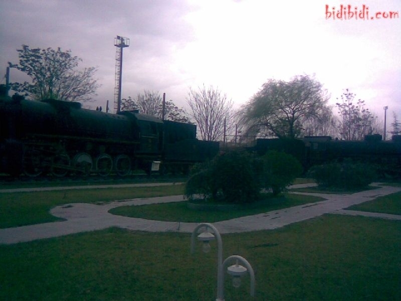 ankara-muze-fotolari-lokomotif-tren-www-bidibidi-com-191301-32.jpg
